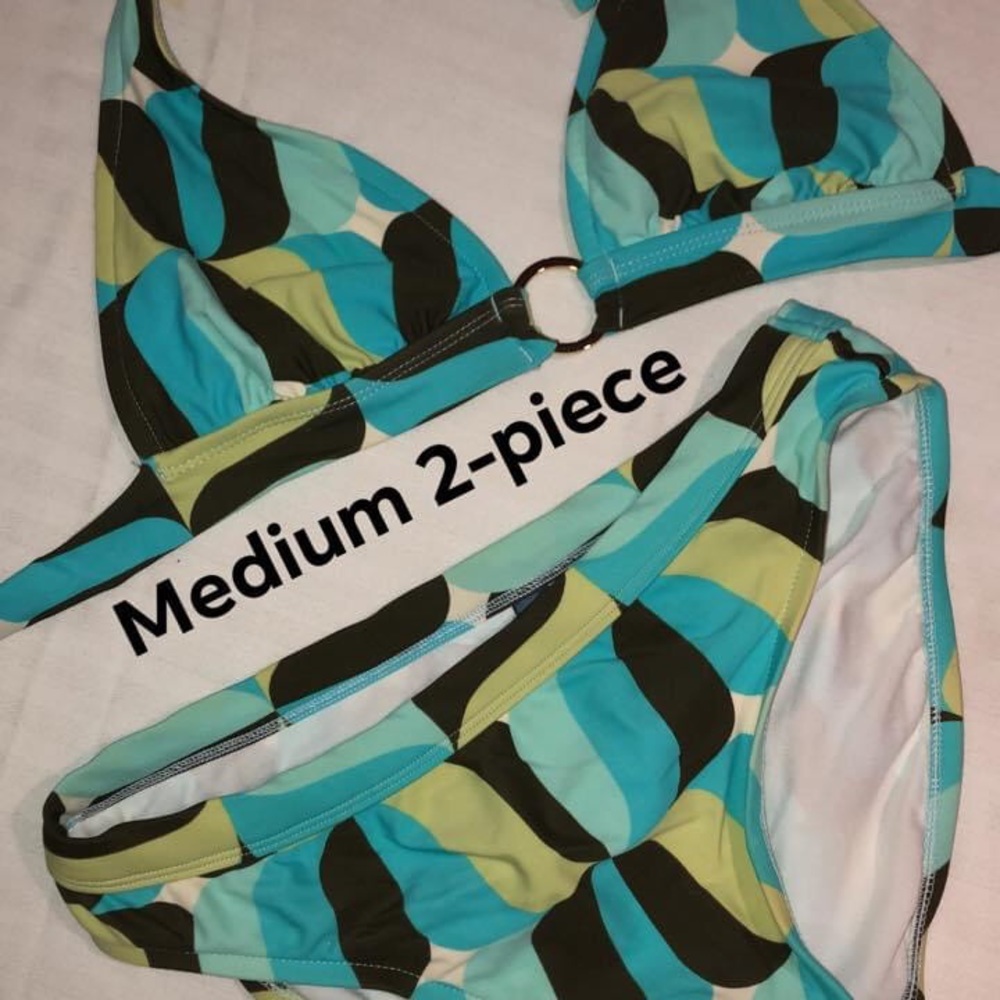 2 Piece Bikini - Picture 3 of 3